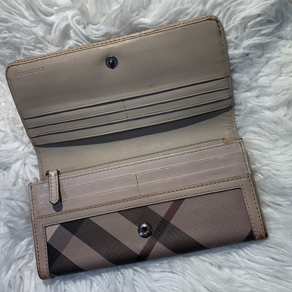 BURBERRY long continental wallet leather trim snap closure women’s - Picture 5 of 15